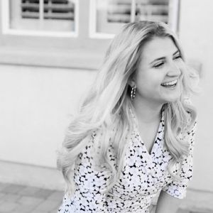 Meet your Posher, Valerie